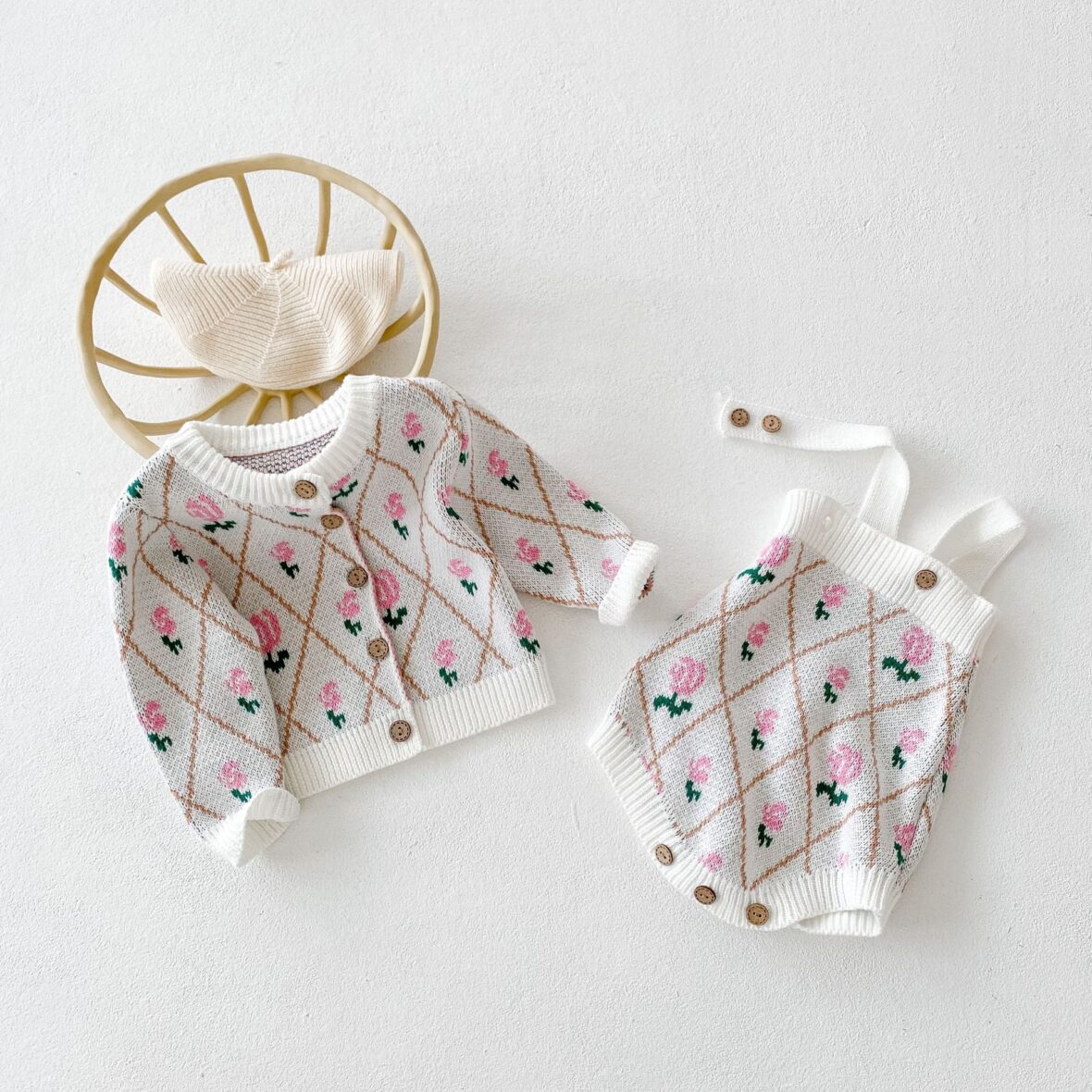 Knitted Flower Bodysuit Newborn